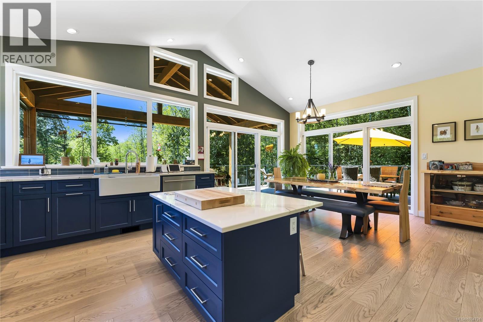 7586 Somenos Rd - 9