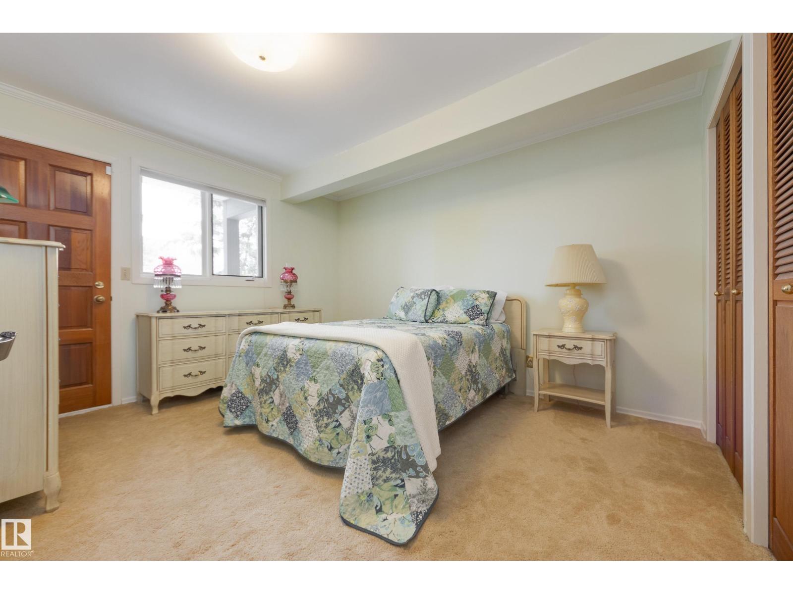 8444 118 ST NW, Edmonton