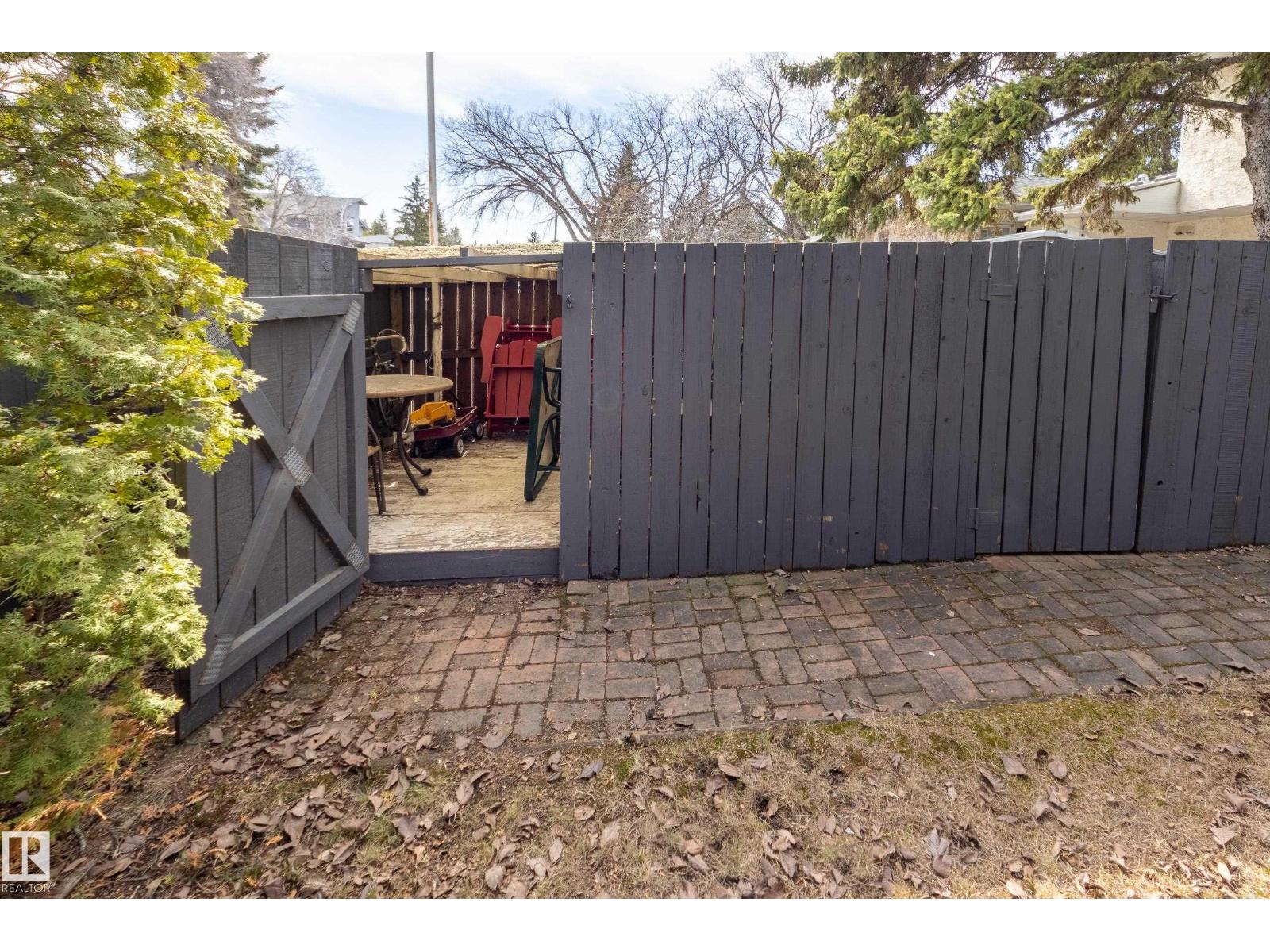 8444 118 ST NW, Edmonton