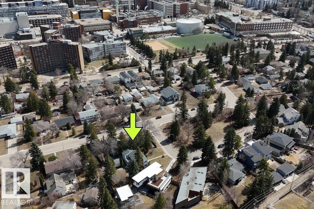 8444 118 ST NW - 63