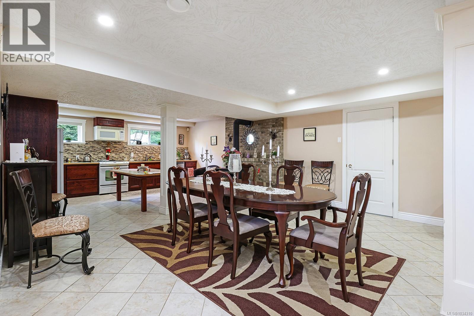 1781 Thurber Rd - 37