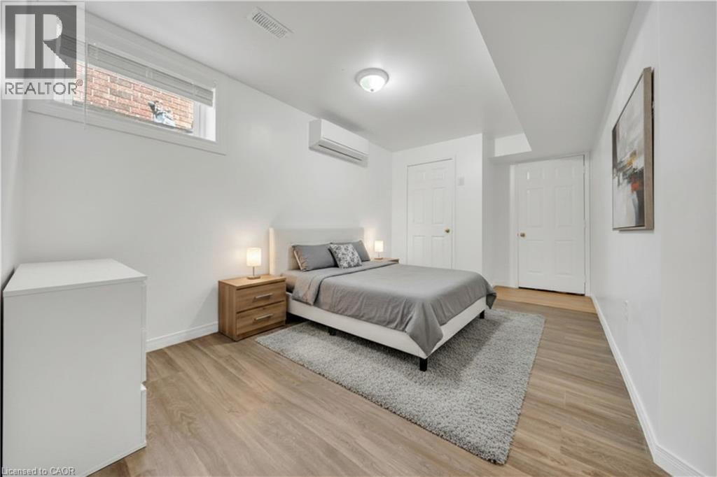 347 KEEWATIN Avenue - 30