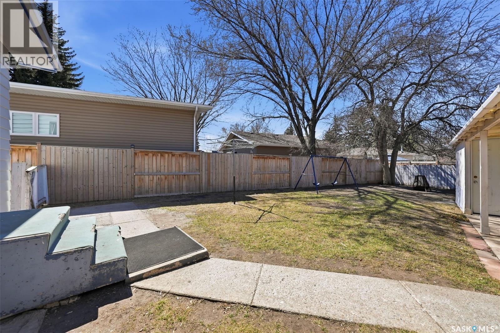 1310 East CENTRE - 34