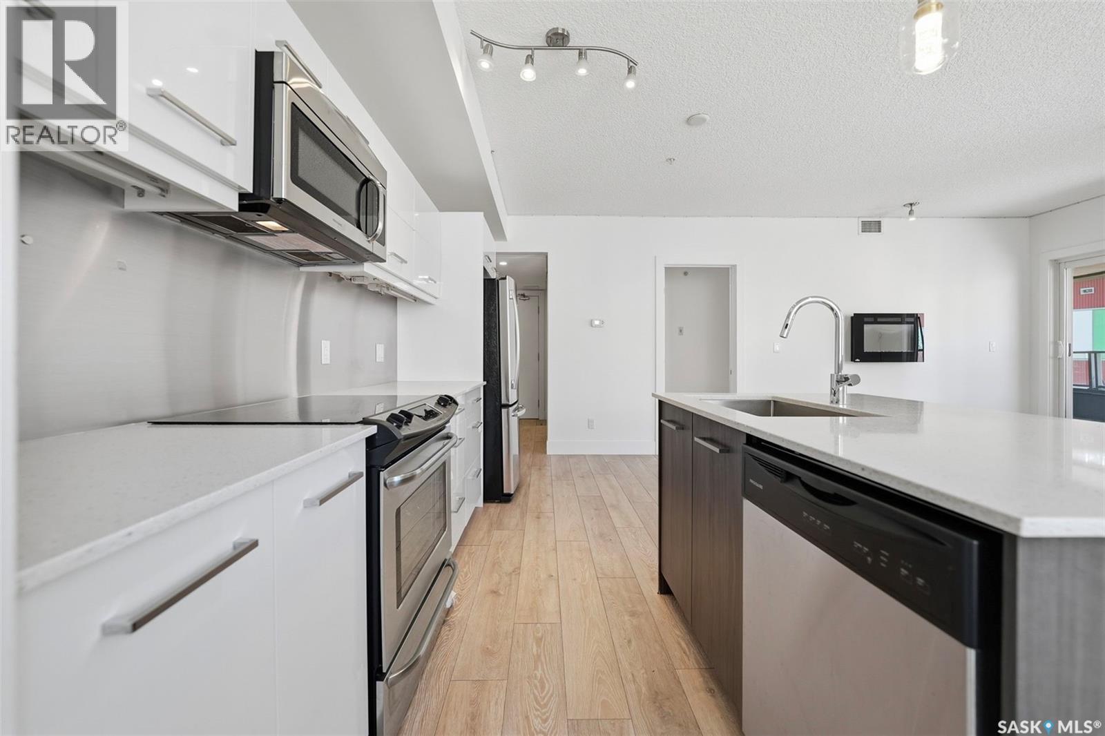 #204 409 B AVENUE S - 13