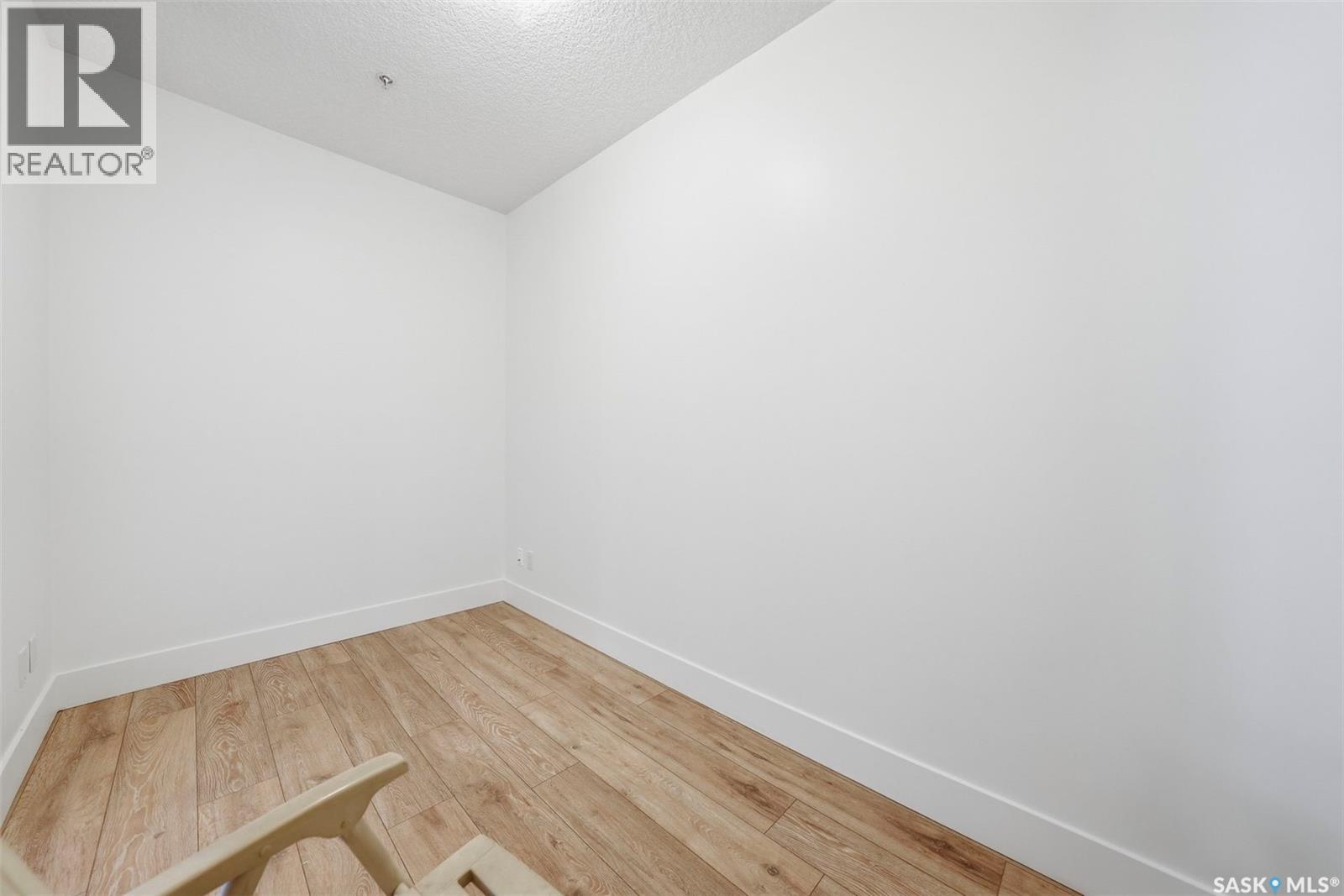 #204 409 B AVENUE S - 29