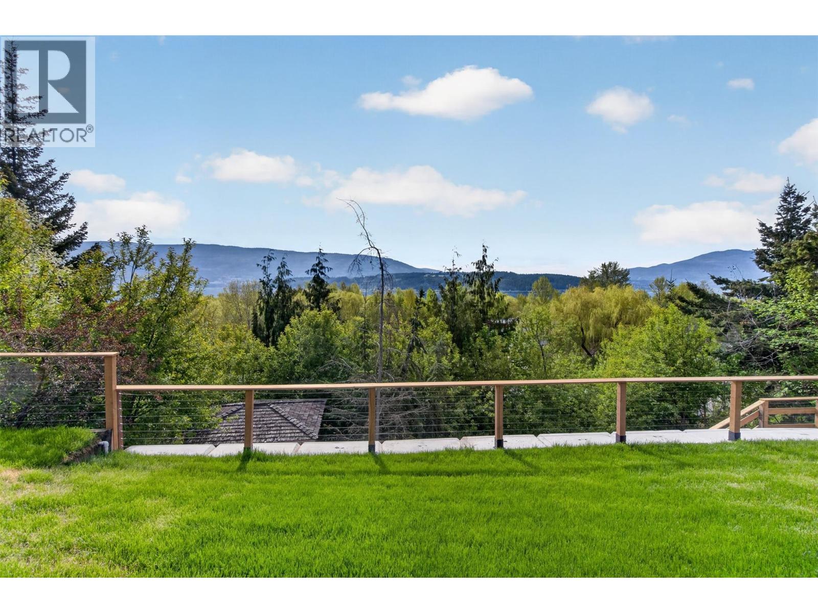  3714 Bastionview Road, Tappen