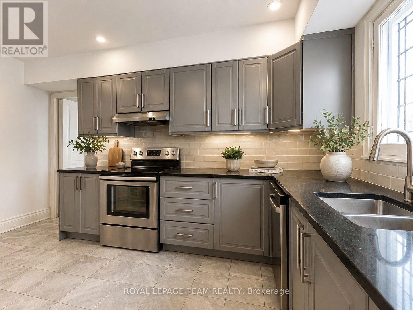 84 RIVERDALE AVENUE - 13