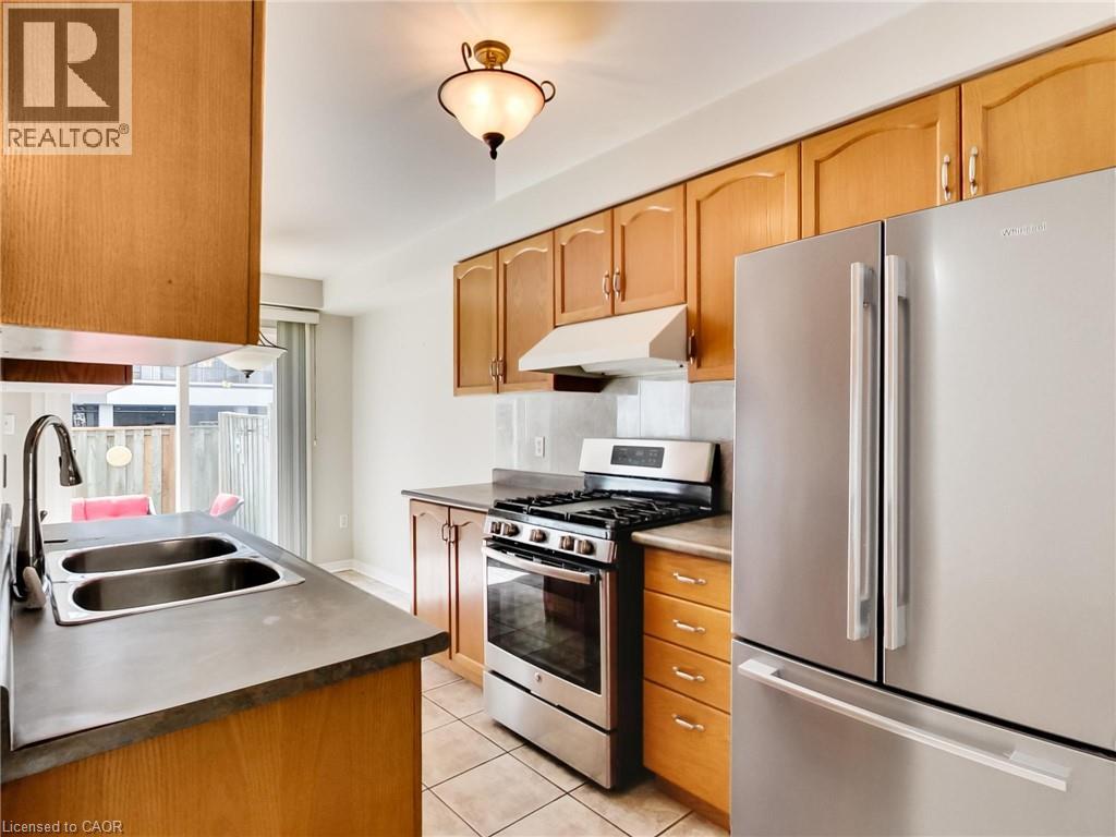 104 FRANCES Avenue Unit# 10, Stoney Creek, Ontario, L8E5X3 — Photo 14