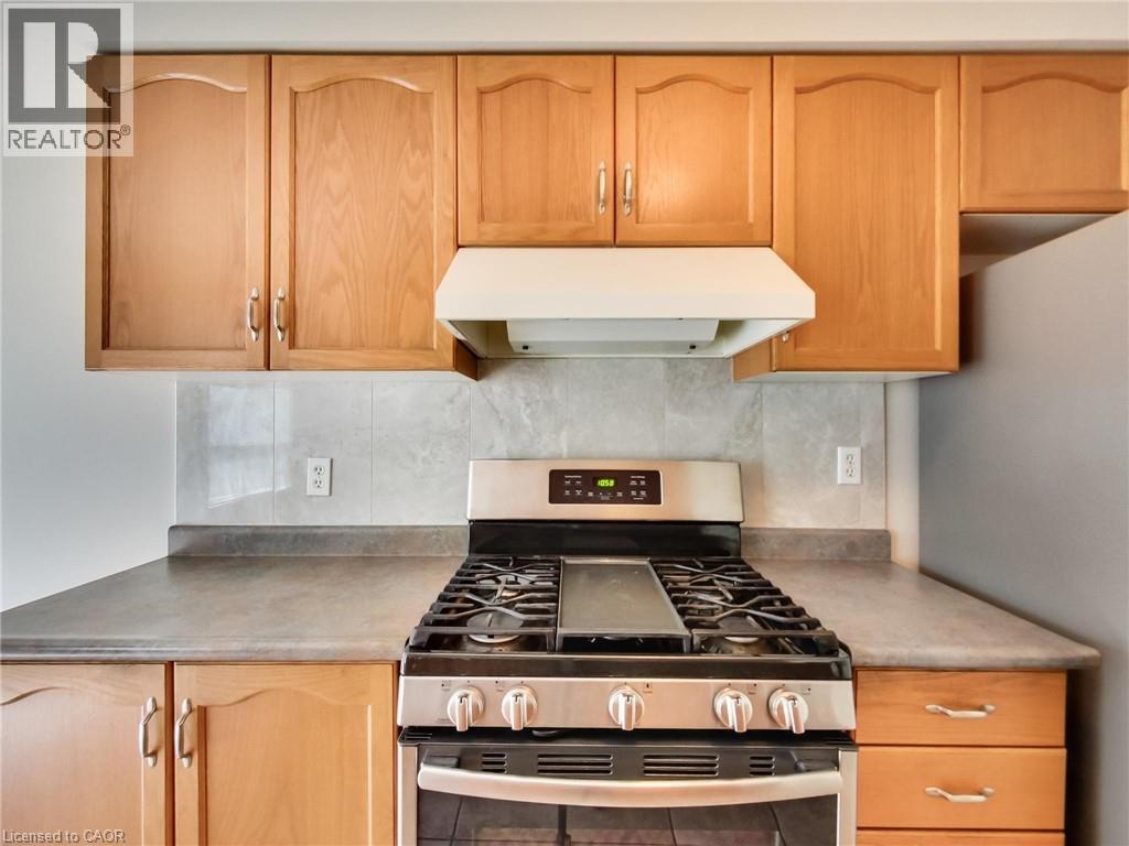 104 FRANCES Avenue Unit# 10, Stoney Creek, Ontario, L8E5X3 — Photo 16