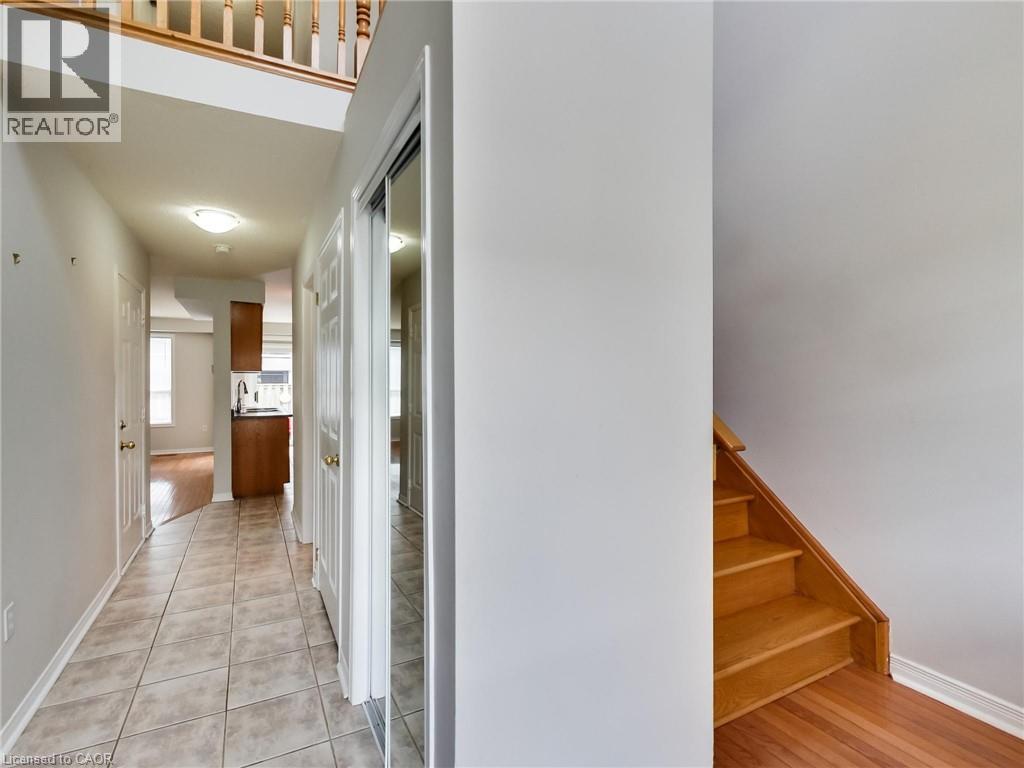 104 FRANCES Avenue Unit# 10, Stoney Creek, Ontario, L8E5X3 — Photo 5