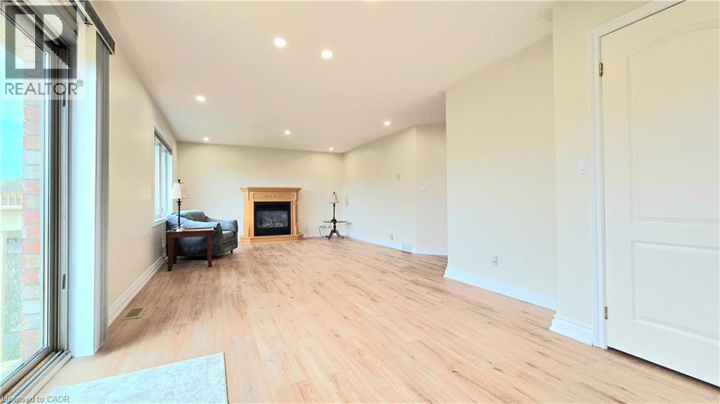 451 QUEEN Street S, Simcoe, Ontario, N3Y5N1 — Photo 10