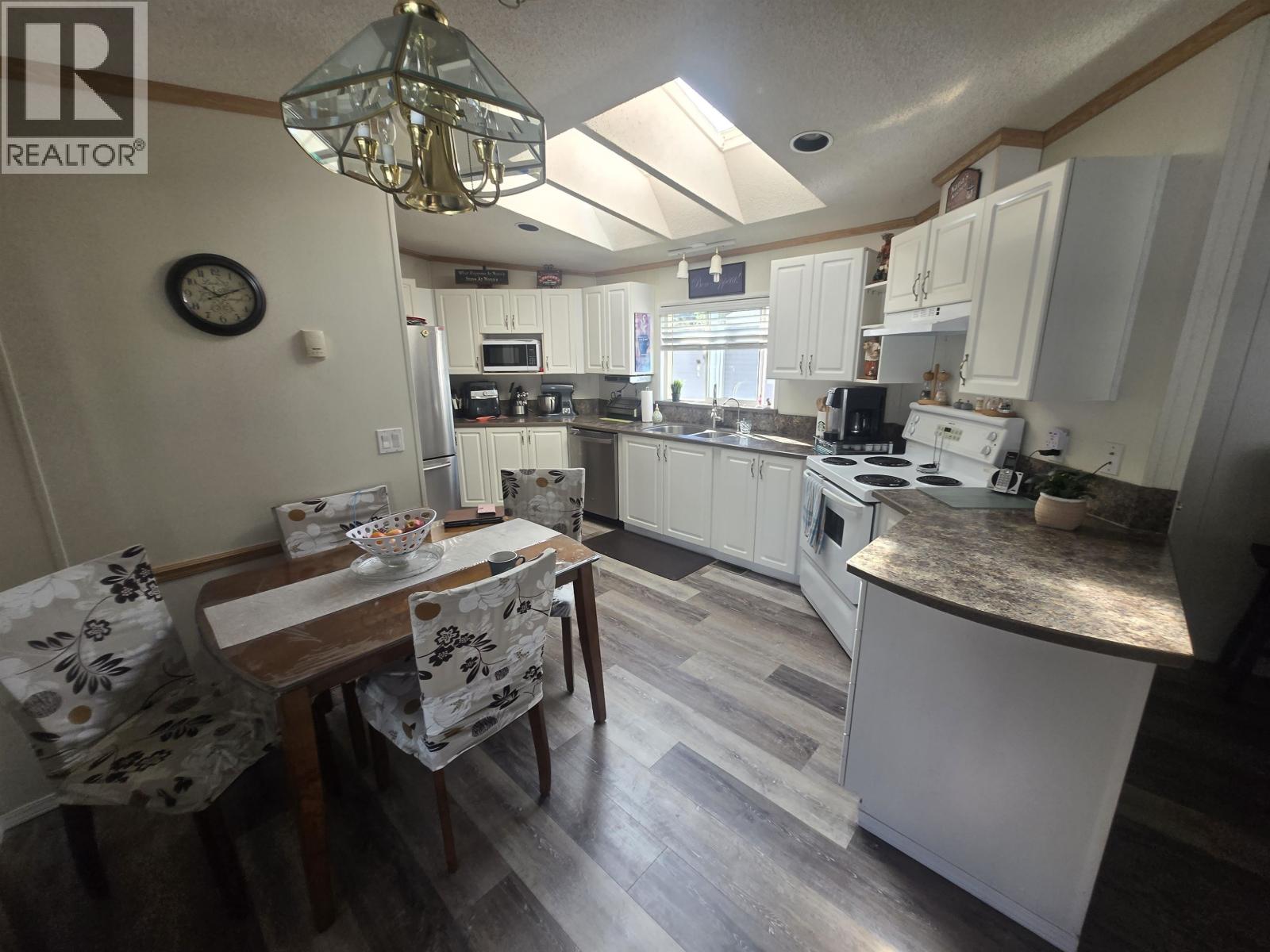 #31 2682 RICHARDSON ROAD - 8