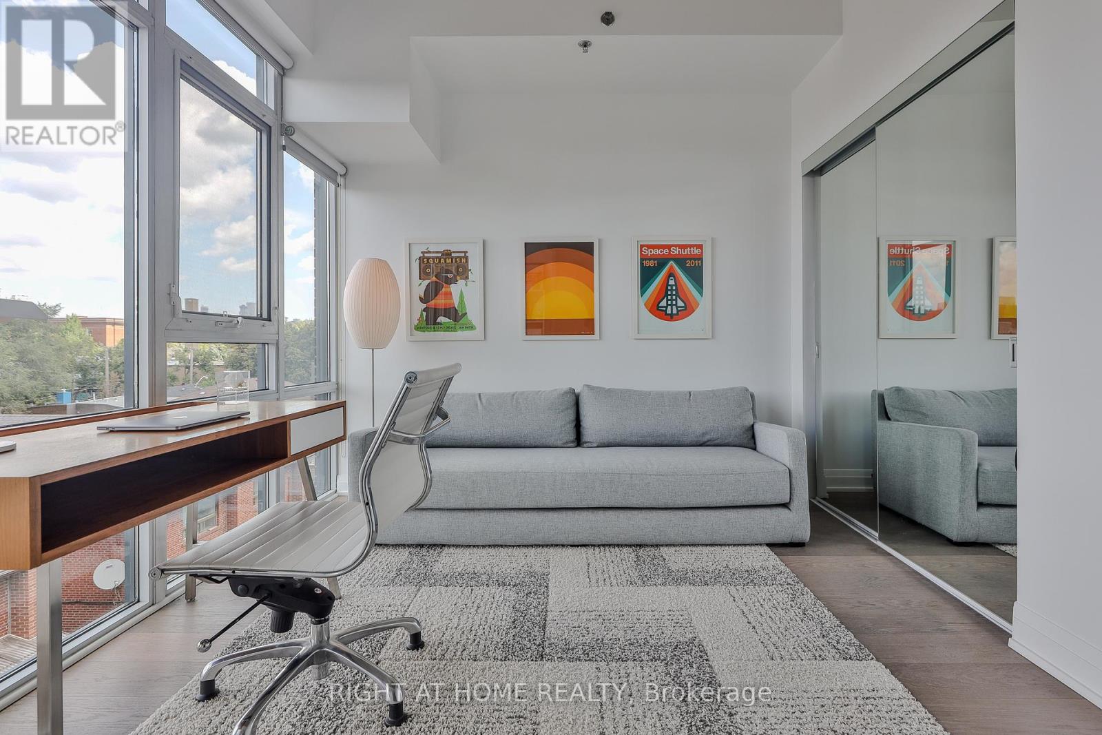 #405 41 OSSINGTON AVENUE - 17