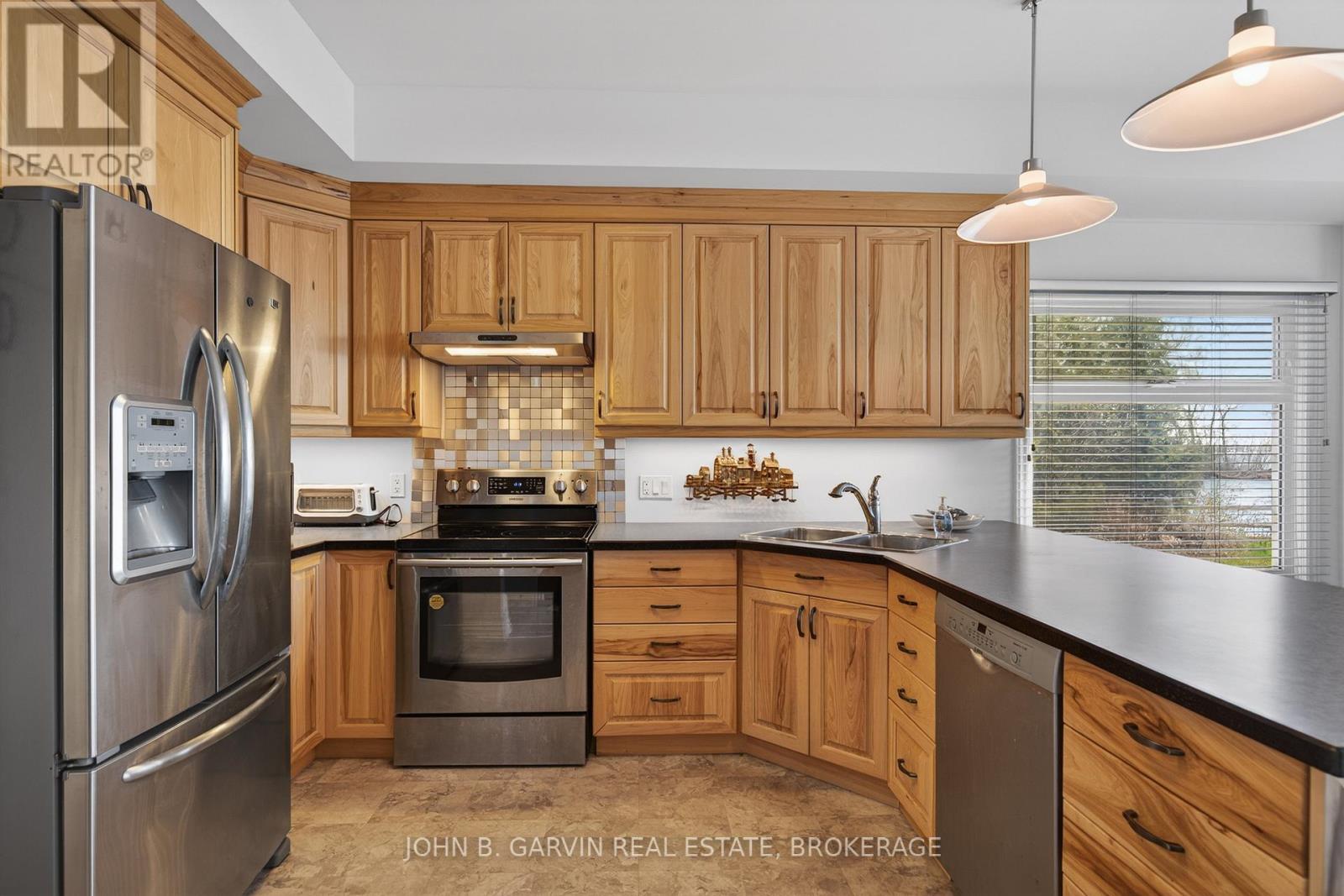 137 THOUSAND ISLANDS PARKWAY - 6