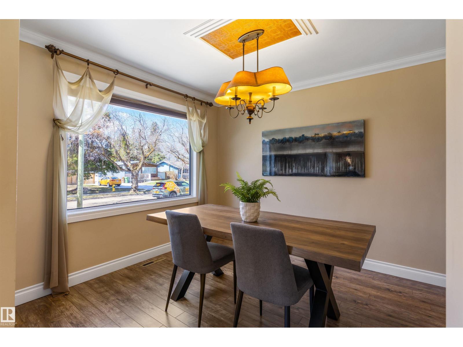 5 GREENVIEW CR, St. Albert