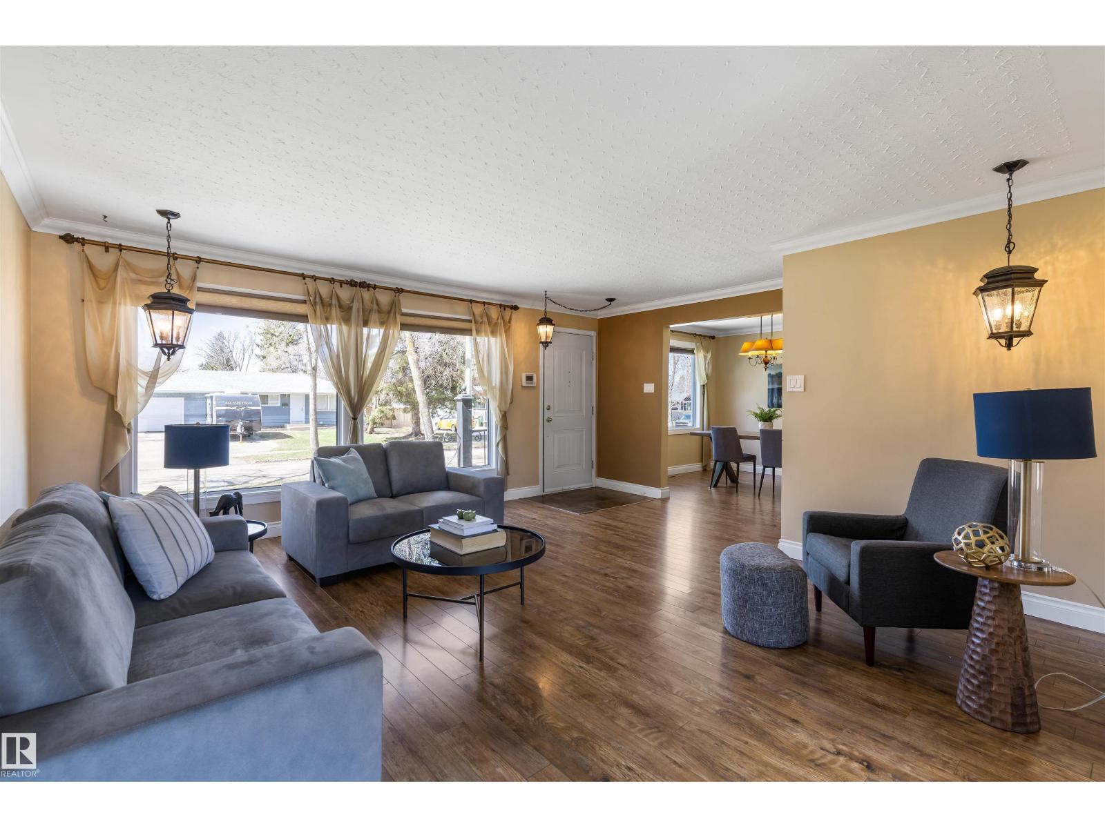 5 GREENVIEW CR, St. Albert