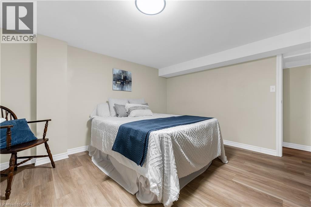 77 LAWFIELD Drive - 19