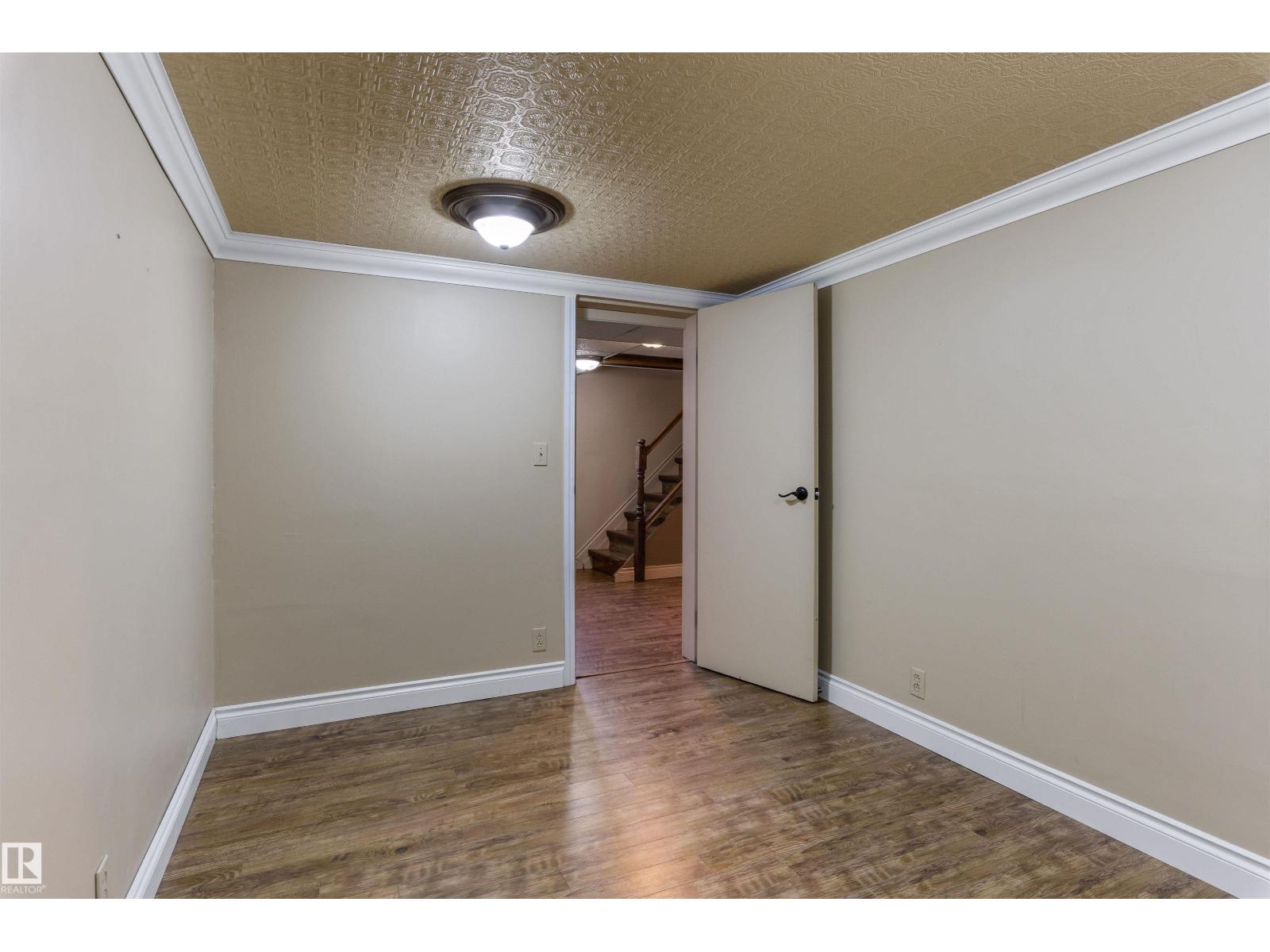 5 GREENVIEW CR, St. Albert