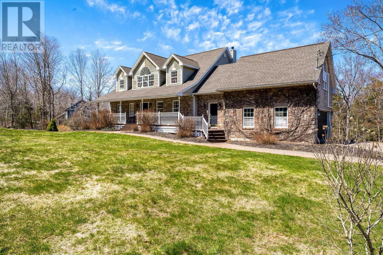 10 Thompson Run - Image 2