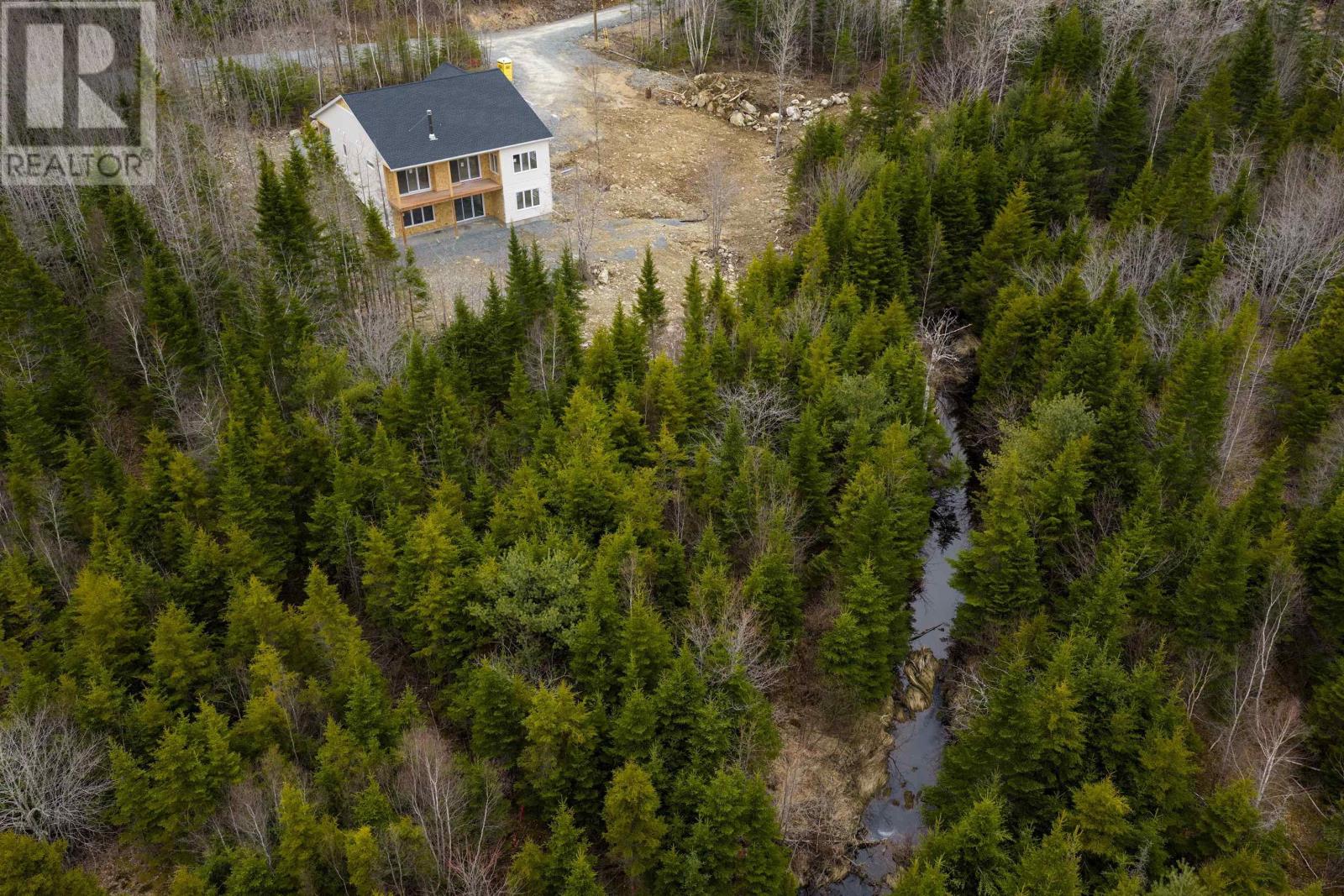 Property 20 of 23 of 208 Bretton Woods Road