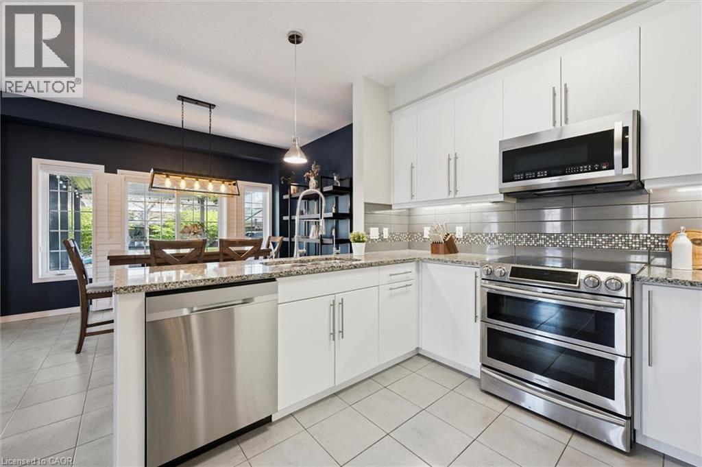 33 MISTYWOOD Street, Kitchener, Ontario, N2P2N1 — Photo 16