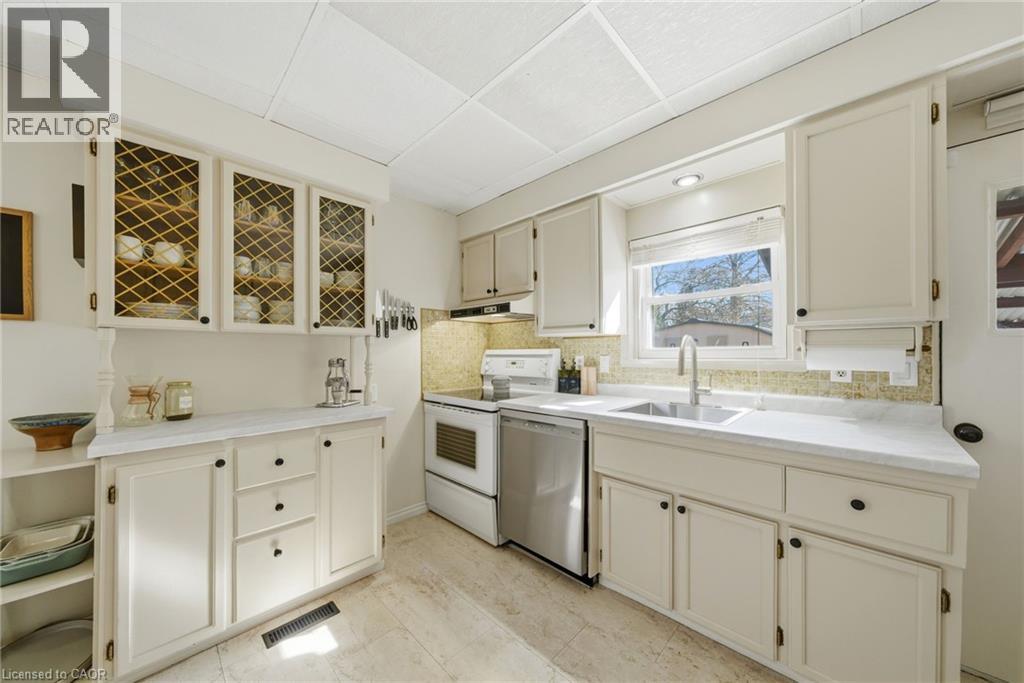 752 NINTH Avenue, Hamilton, Ontario, L8T2A6 — Photo 7