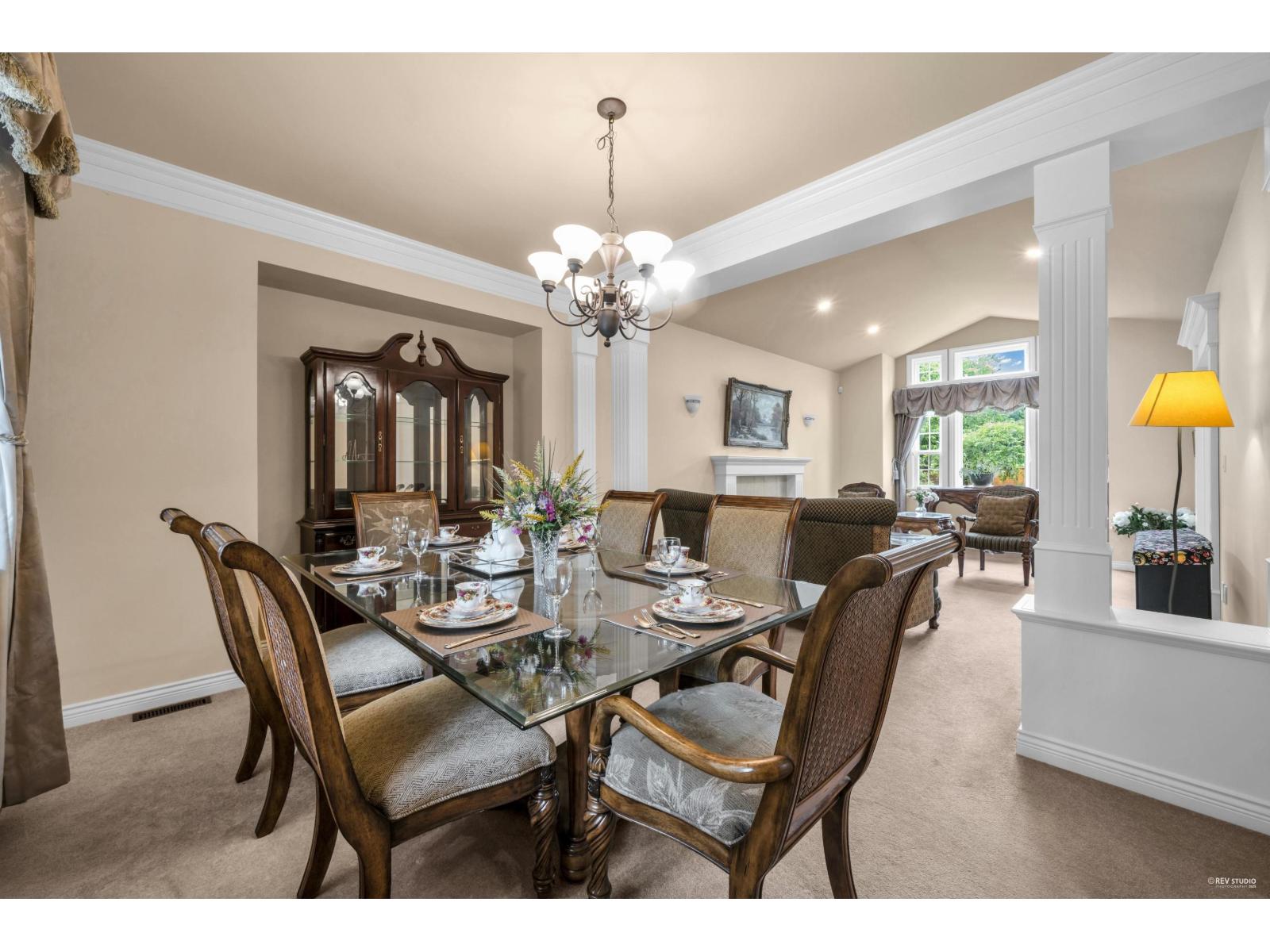 House in Surrey - Image 9