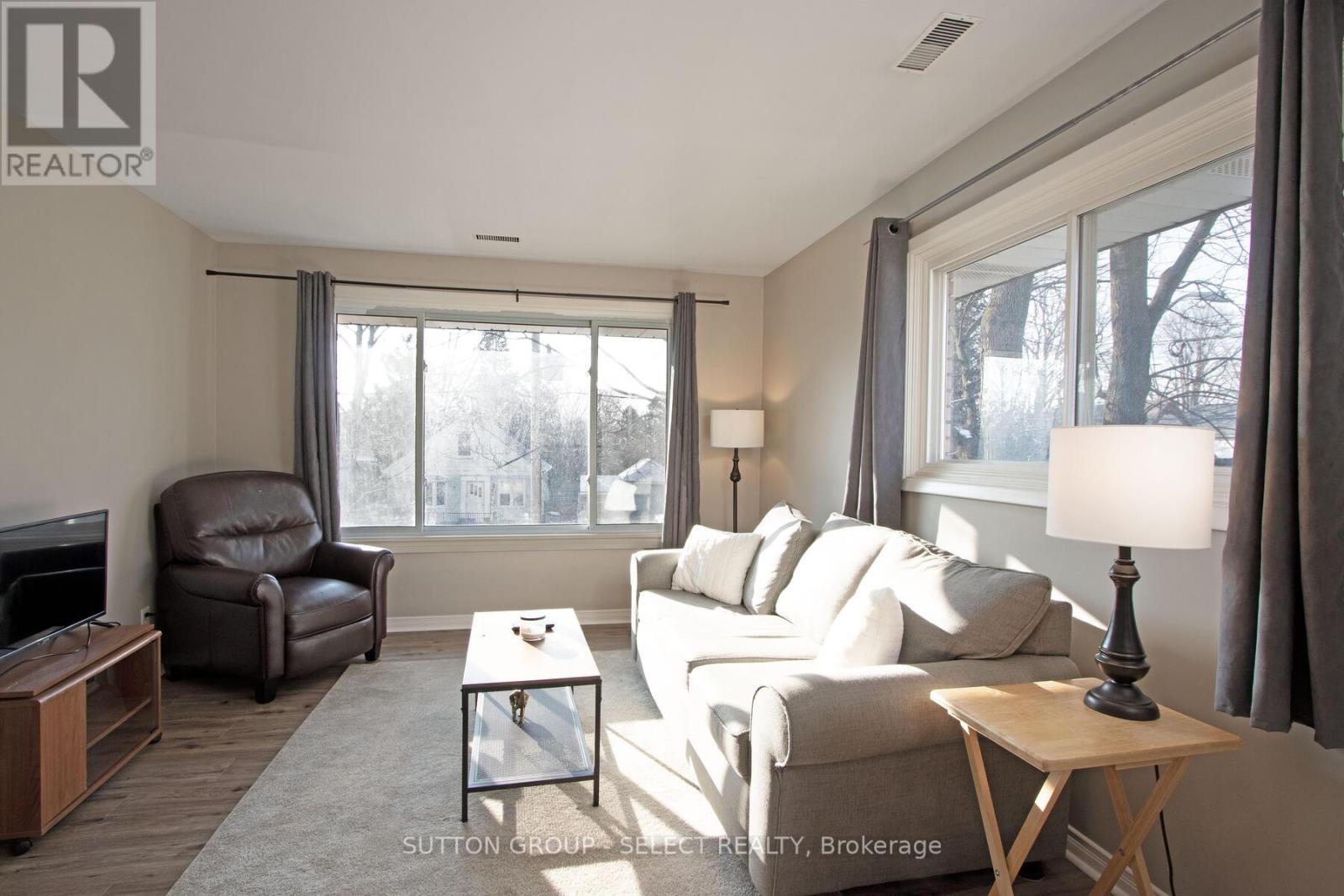 47 ROGERS AVENUE - 8