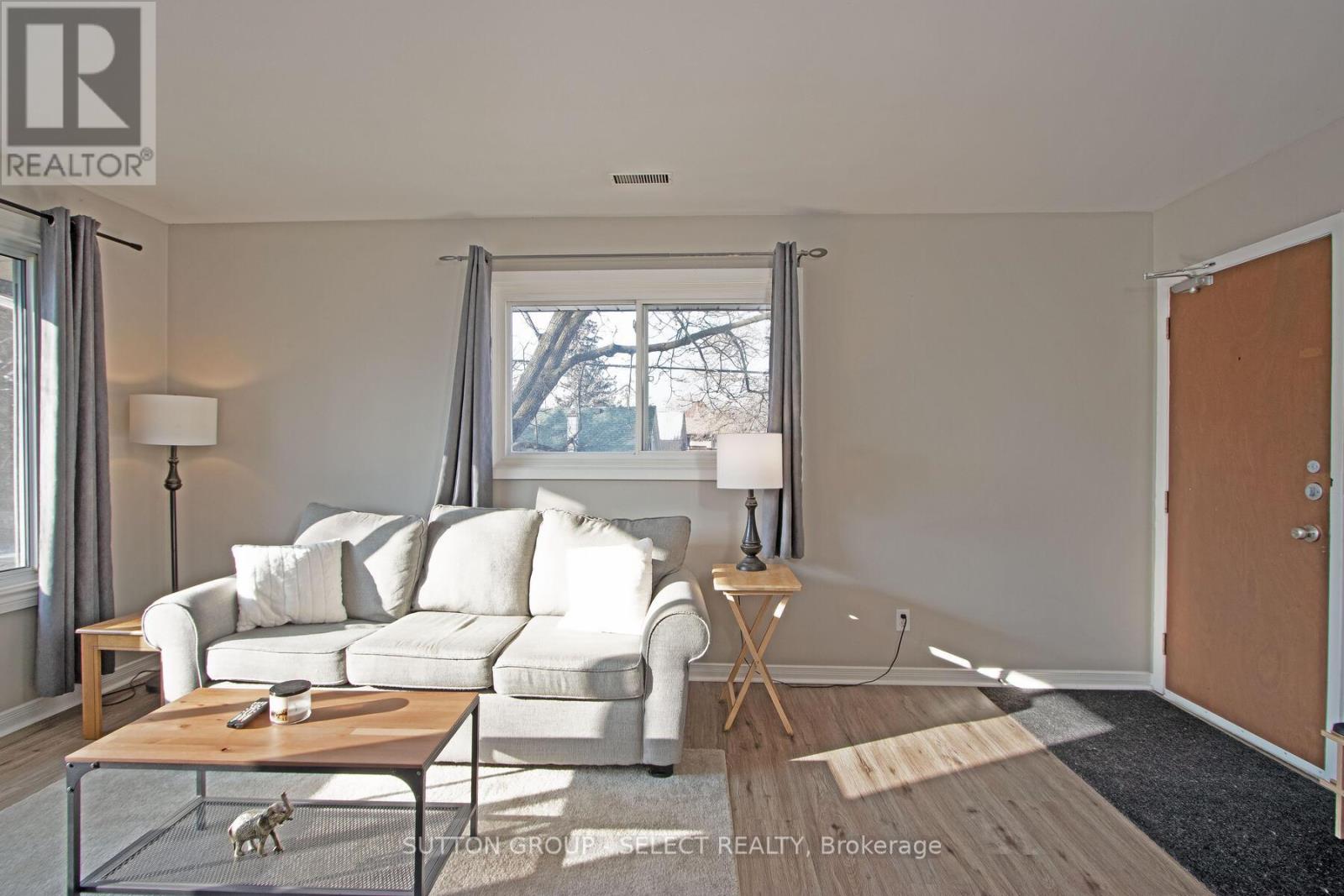 47 ROGERS AVENUE - 9