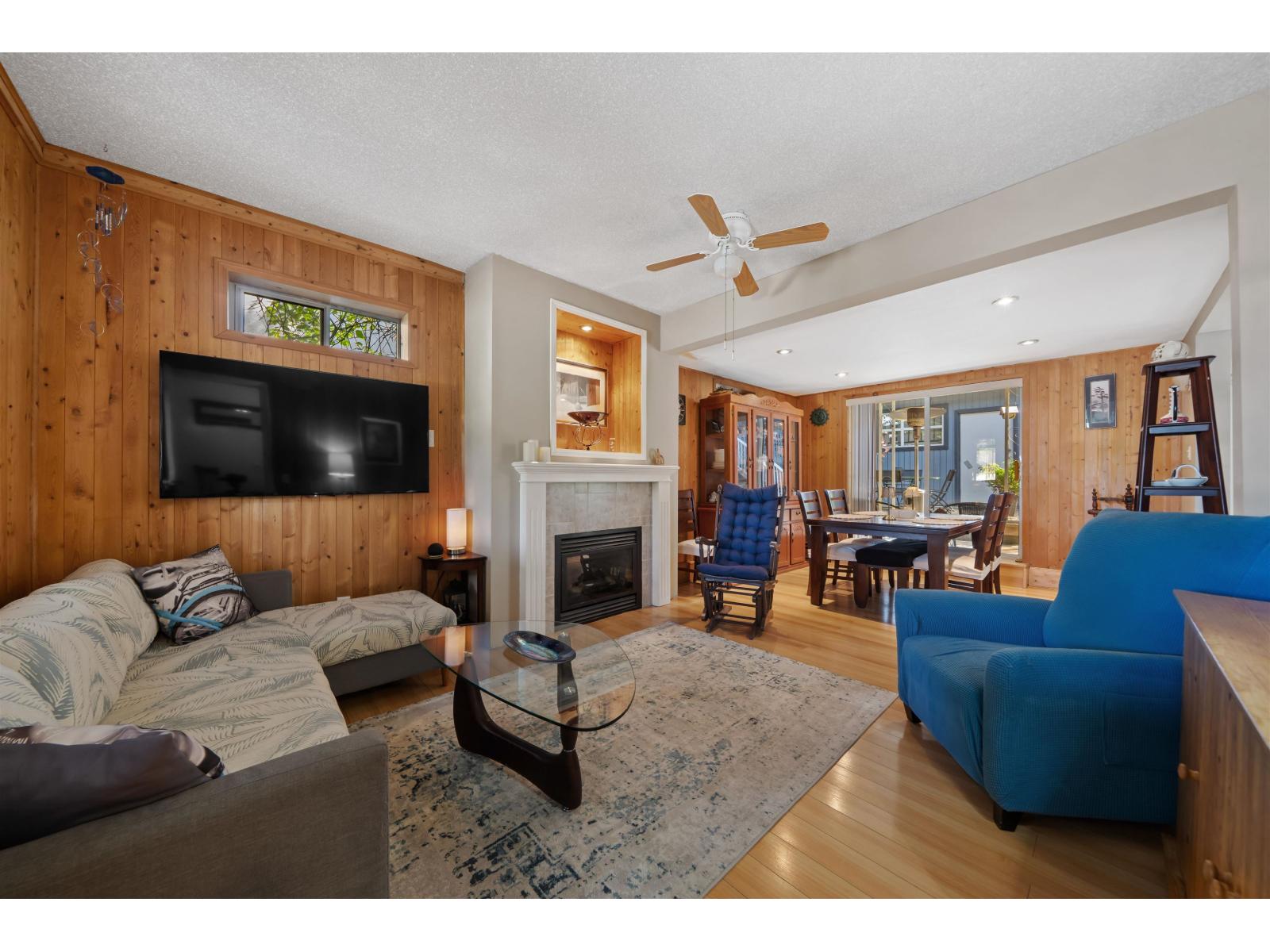 House in Surrey - Image 13
