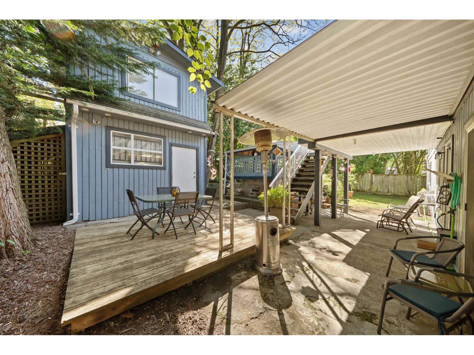 House in Surrey - Image 4