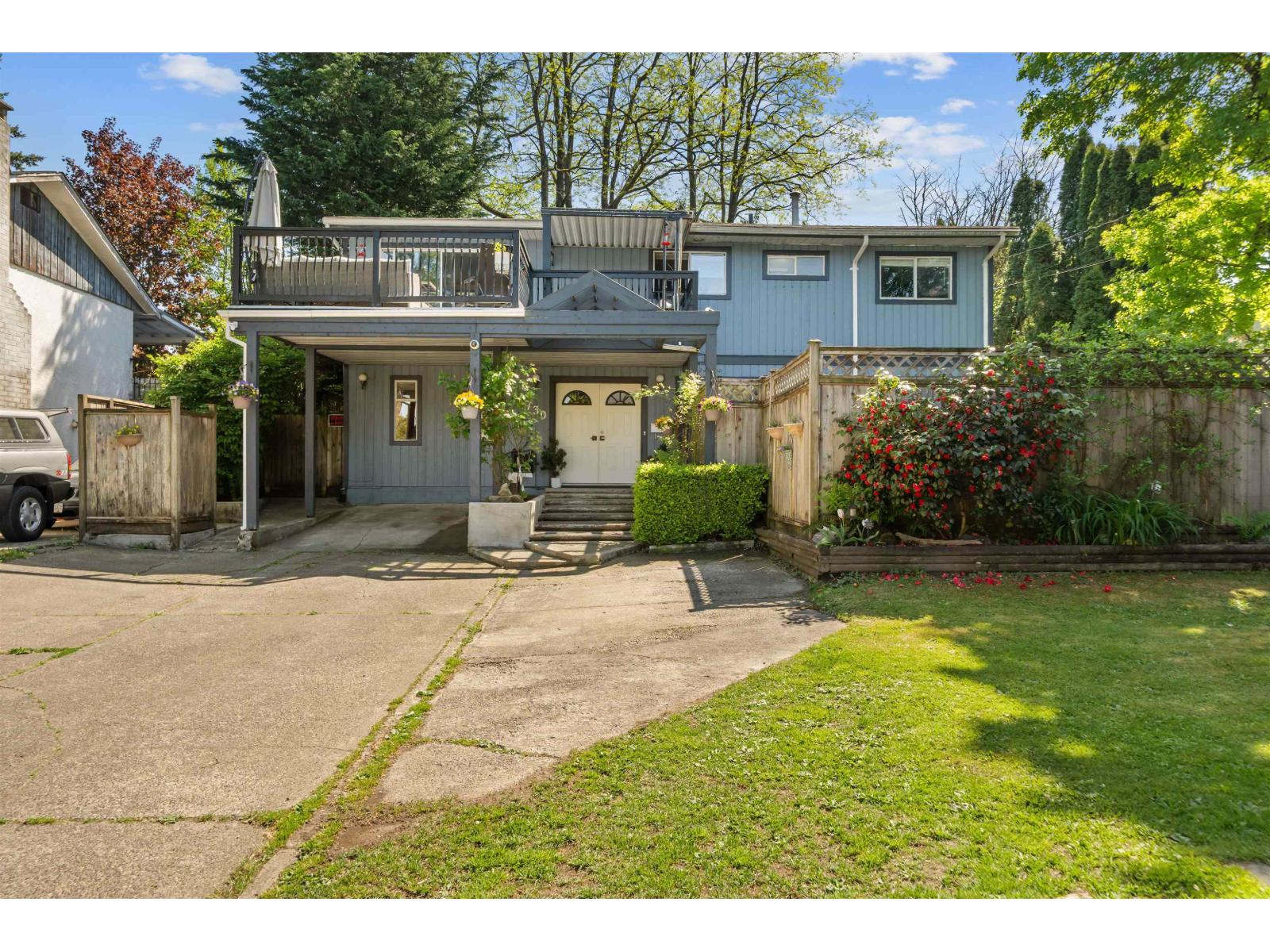 House in Surrey - Image 8