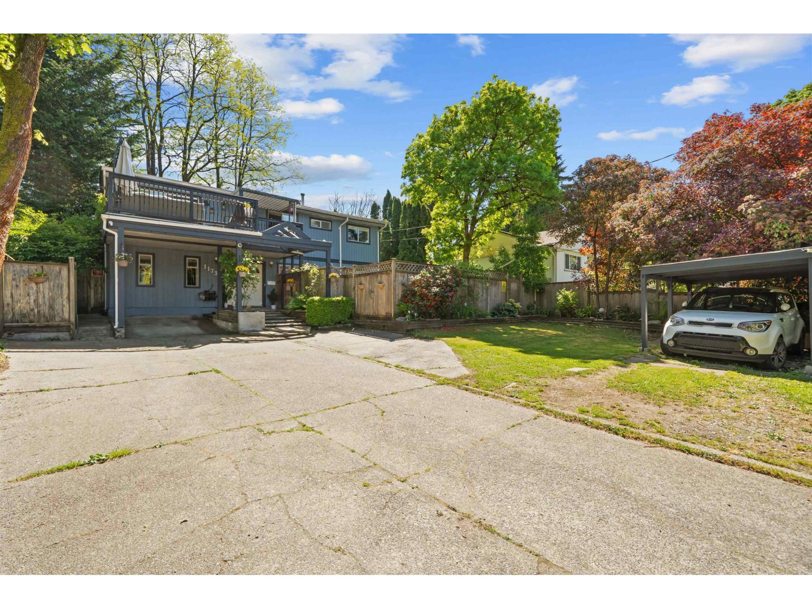 House in Surrey - Image 21