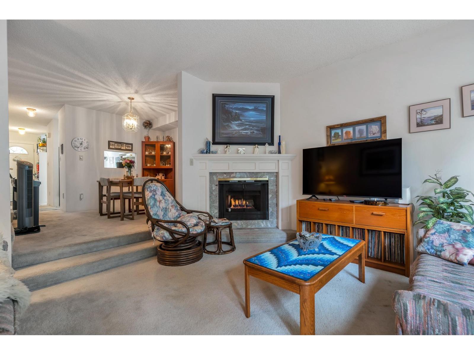 House in Surrey - Image 8