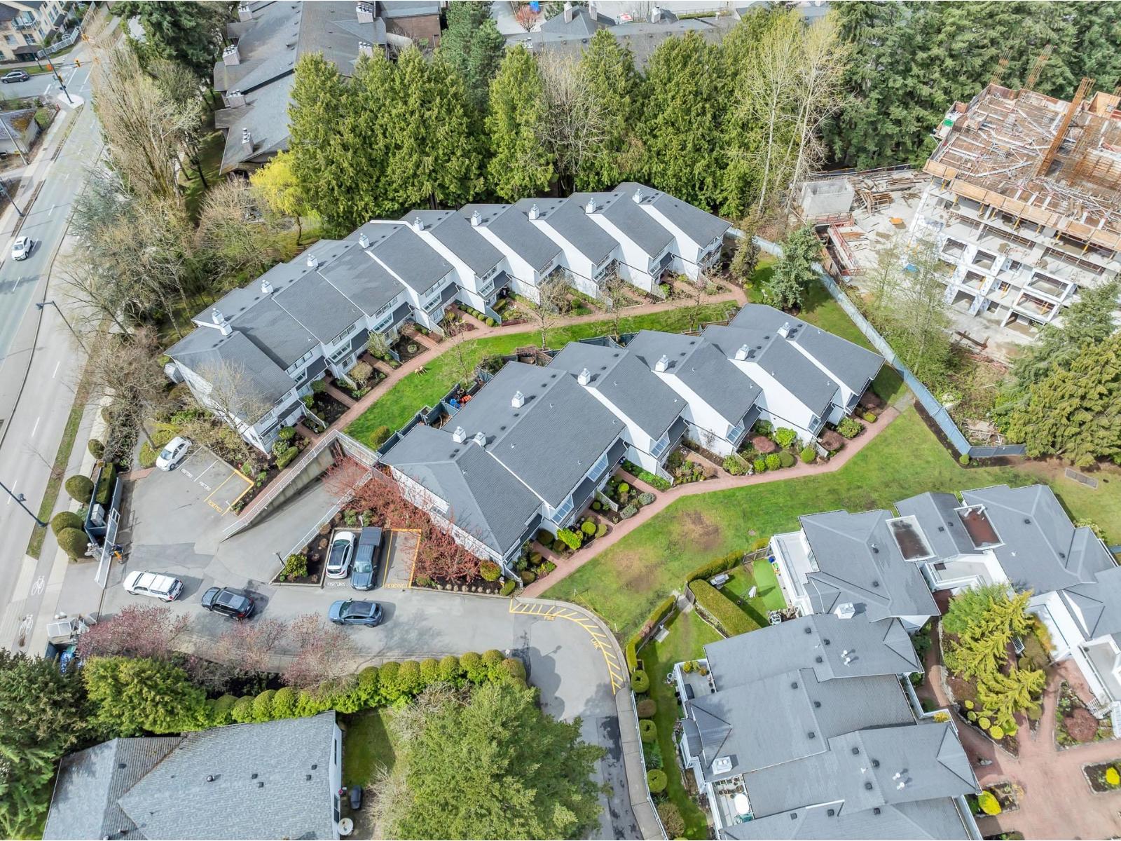 House in Surrey - Image 13