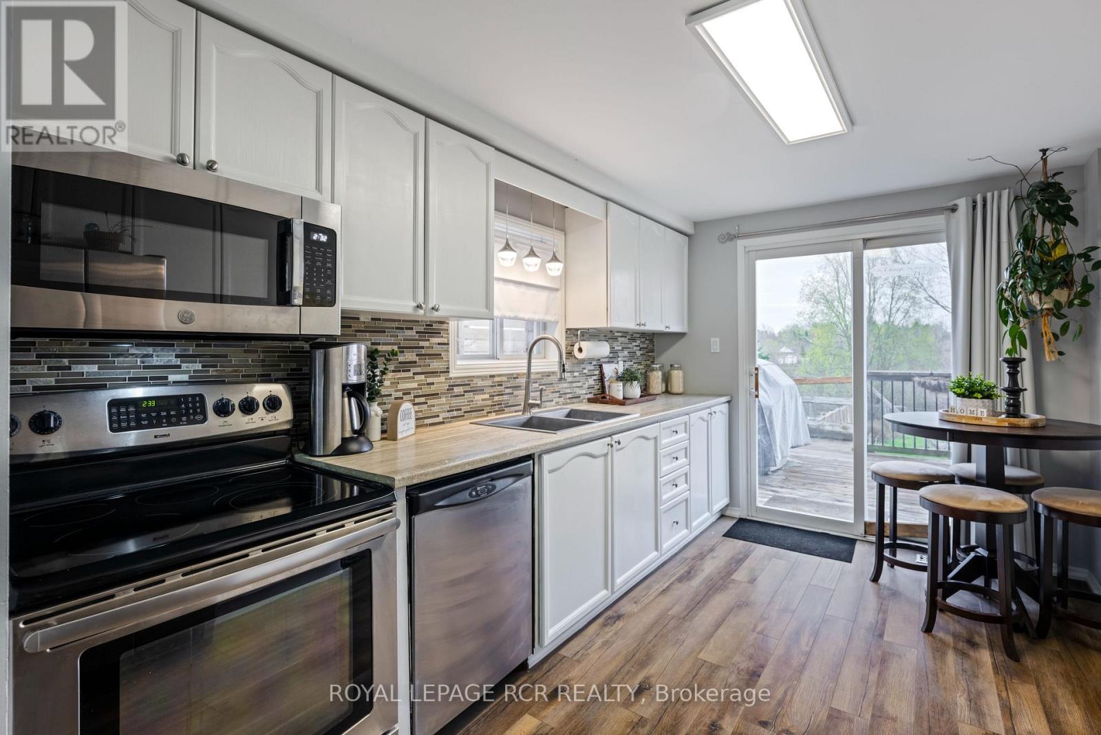 364 ADAMS COURT - 9