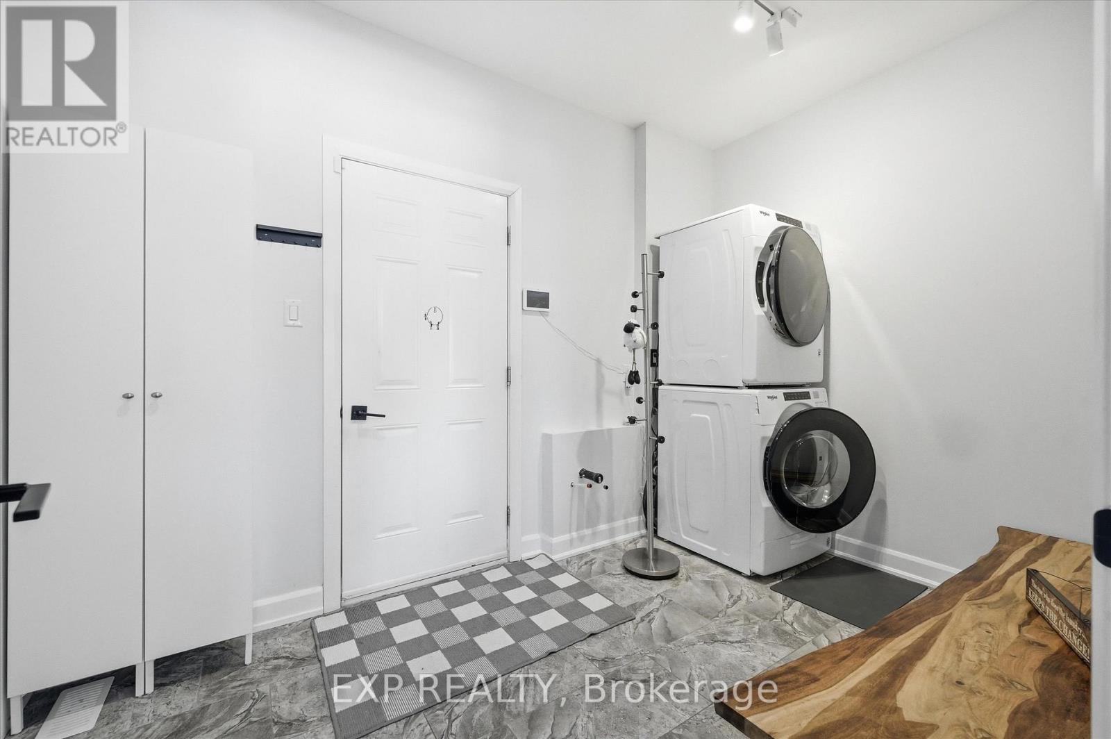 117 DANIKA STREET - 24