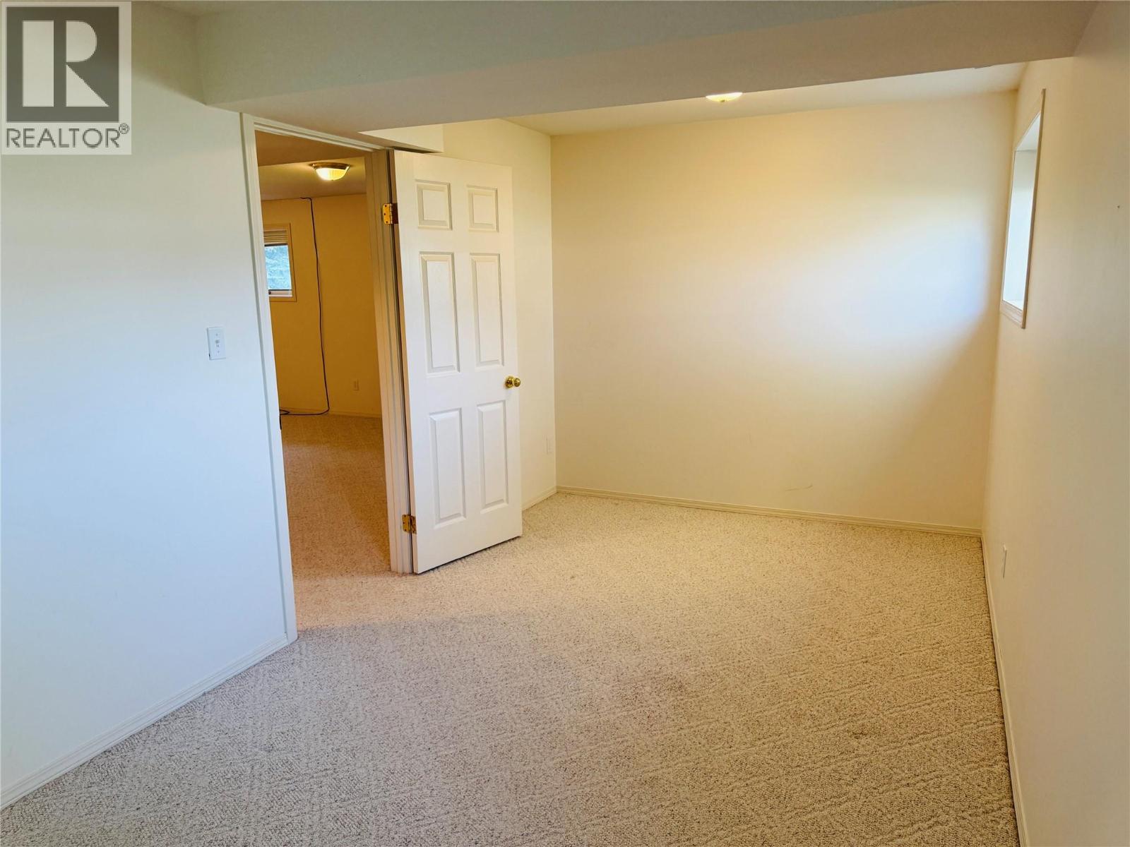 5042 Riverview Road - 33