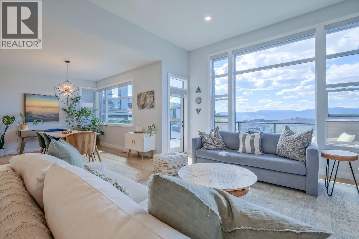5643 Jasper Way, Kelowna