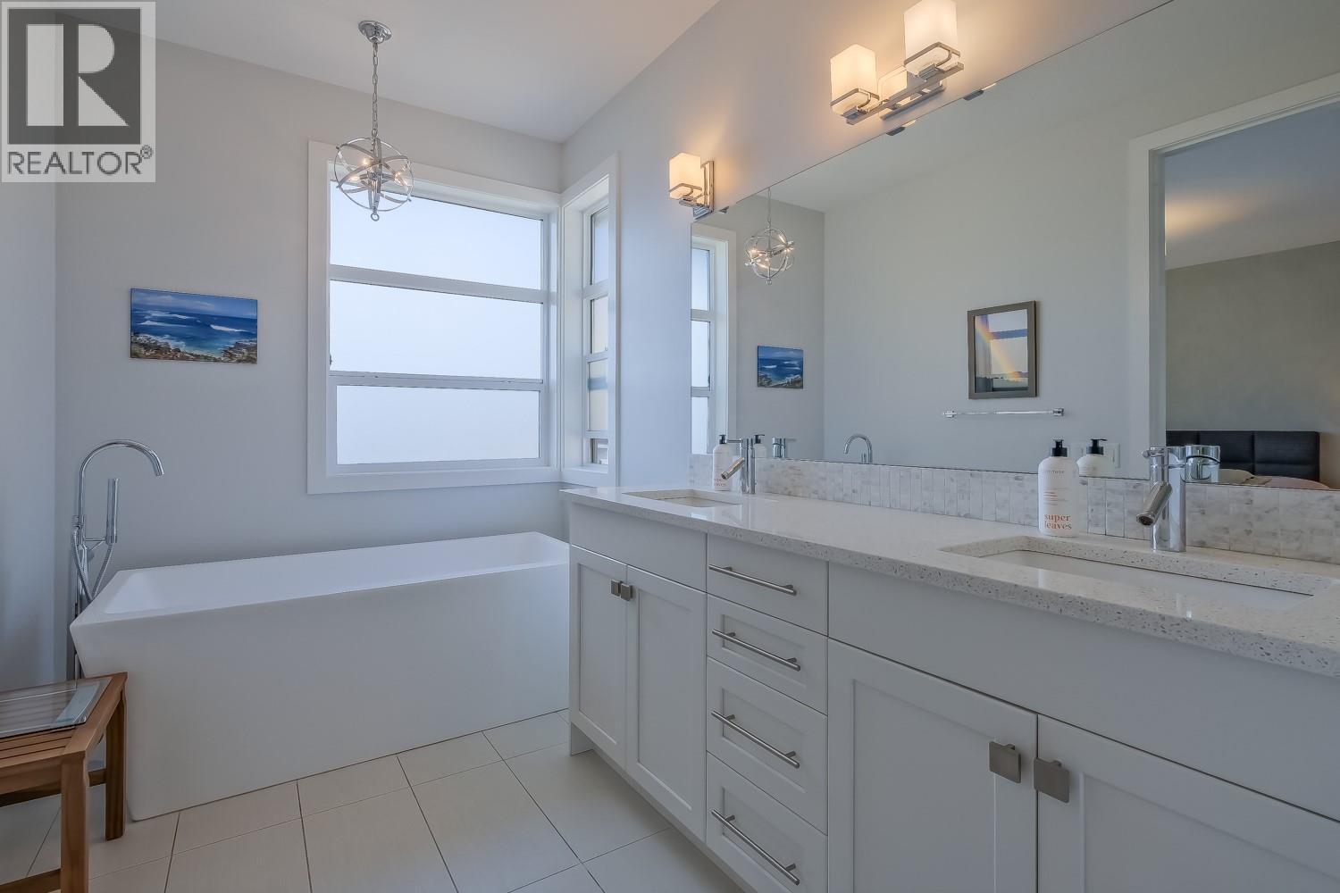 5643 Jasper Way, Kelowna