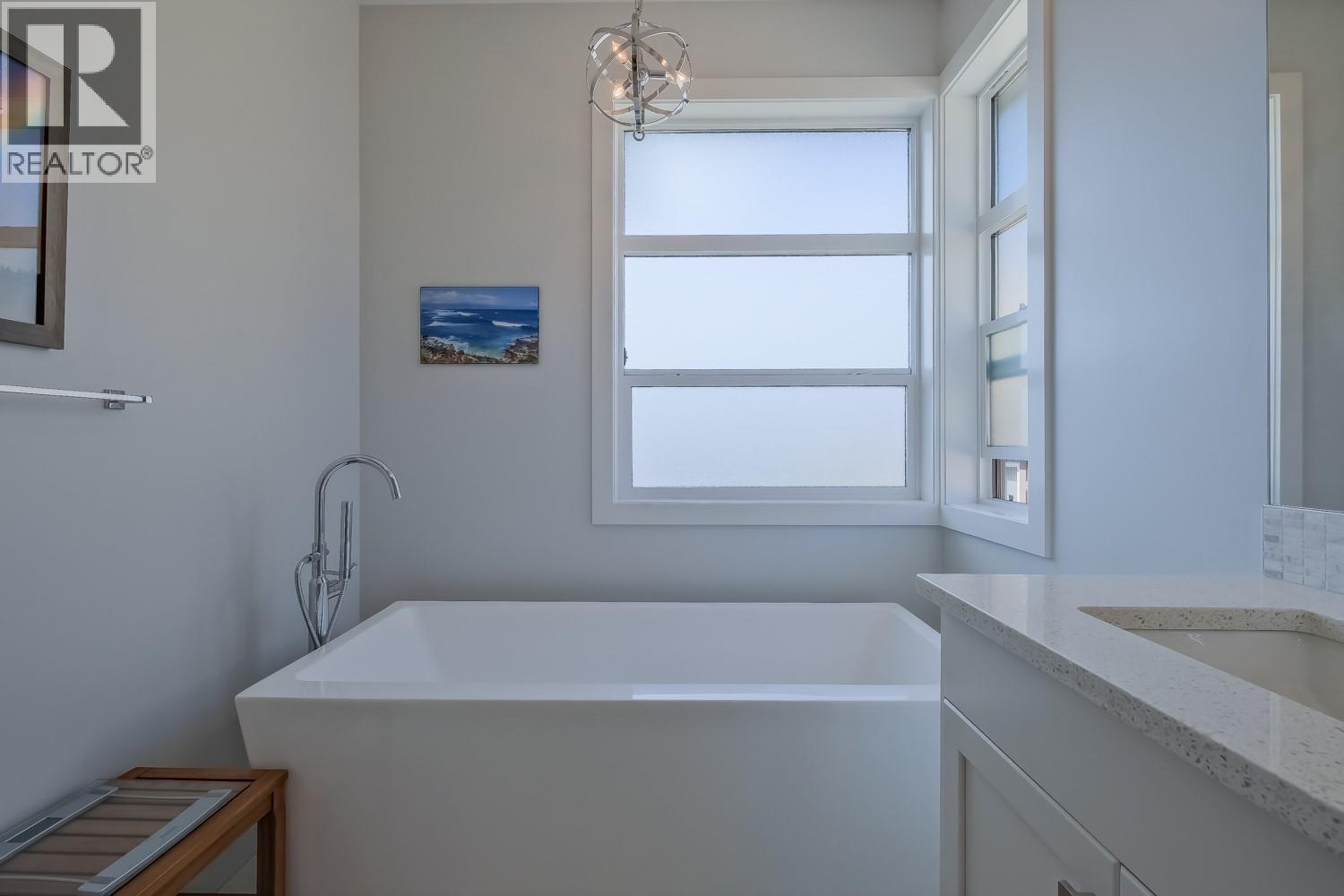 5643 Jasper Way, Kelowna