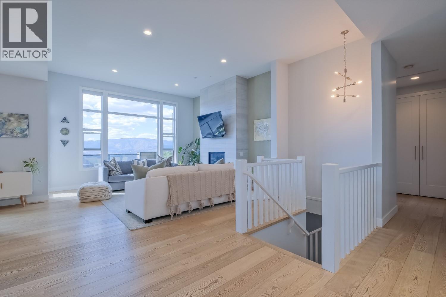 5643 Jasper Way, Kelowna