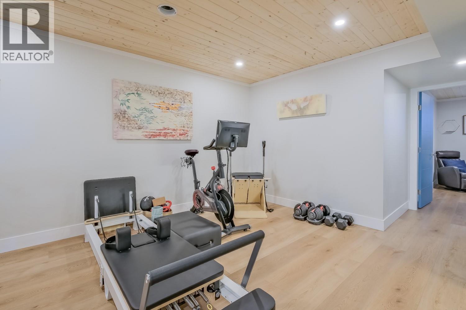 5643 Jasper Way, Kelowna