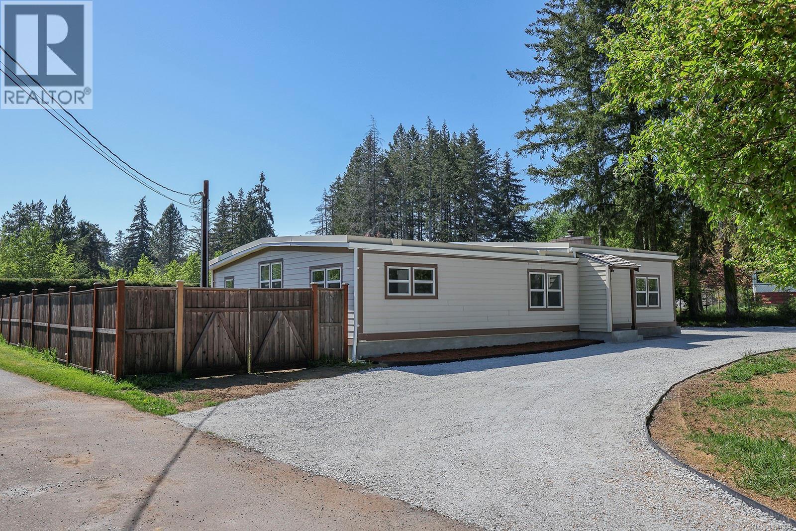 747 Powerhouse Rd - Image 3
