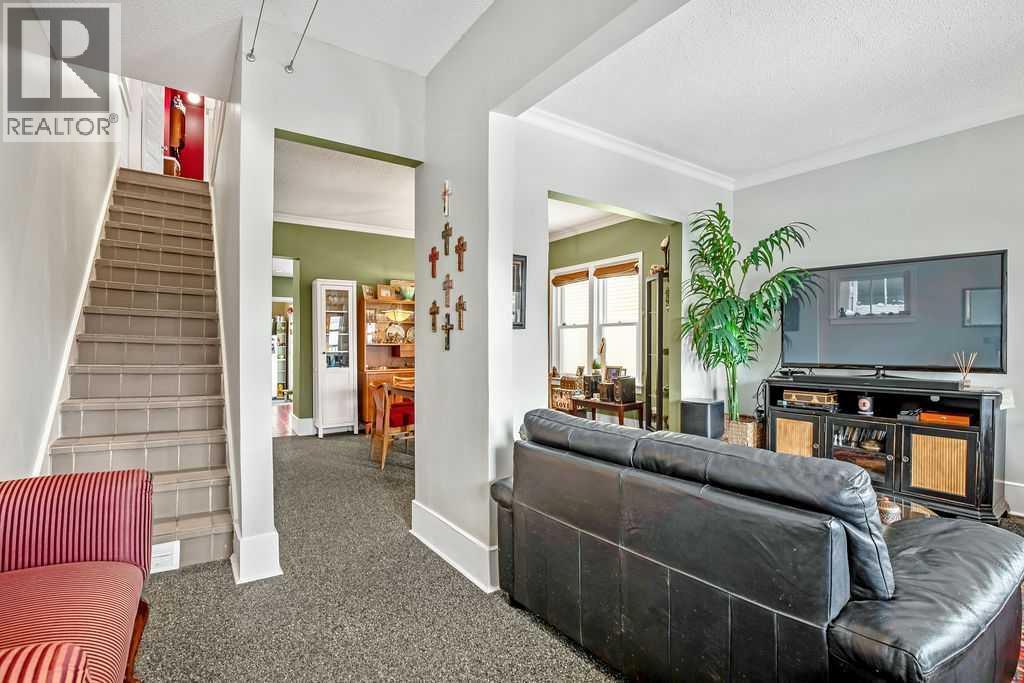 2410 16 Street SW - 7