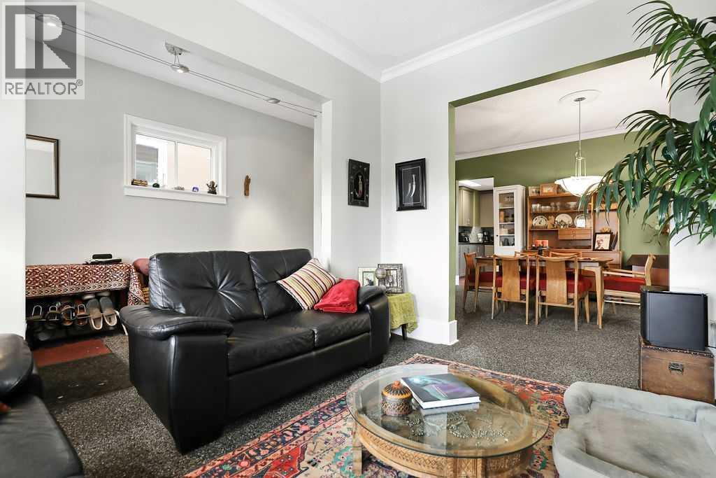 2410 16 Street SW - 9