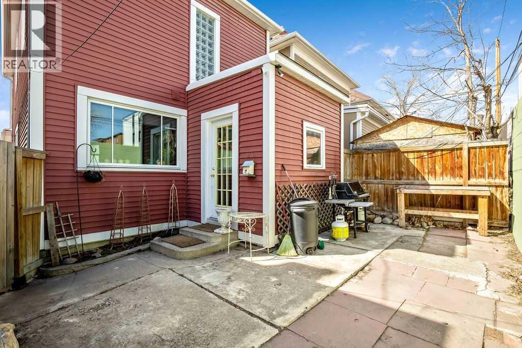 2410 16 Street SW - 39