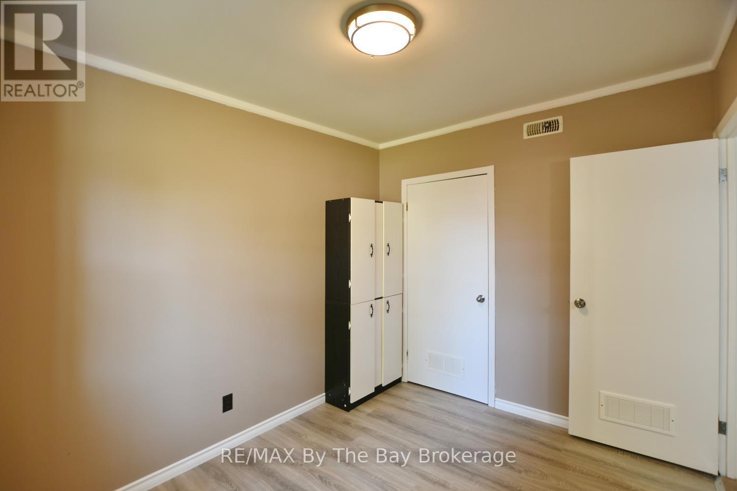 60 SUNNIDALE RIVER ROAD - 28