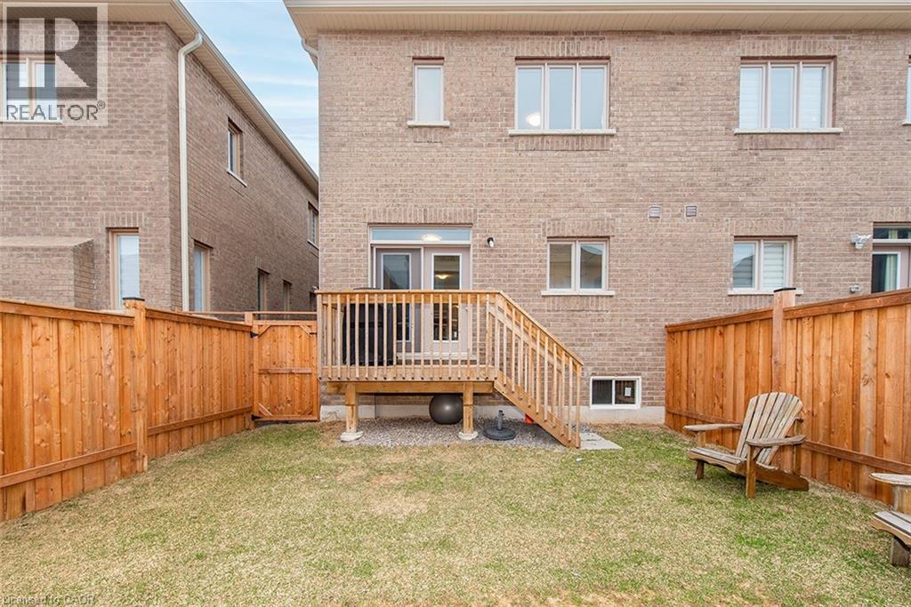 24 WESTFIELD Crescent, Waterdown, Ontario, L8B1Y1 — Photo 26