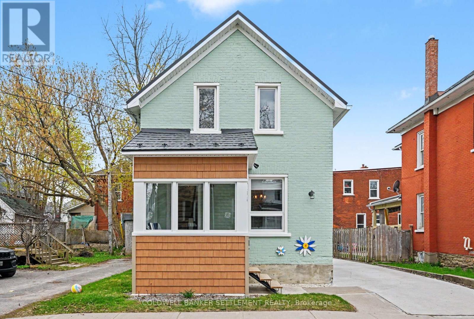 48 OGDEN AVENUE - Image 2